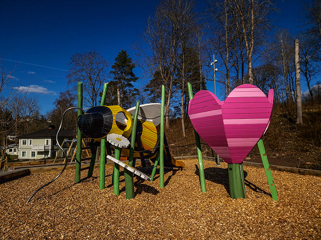 Klätterställning i Ärengunns park.