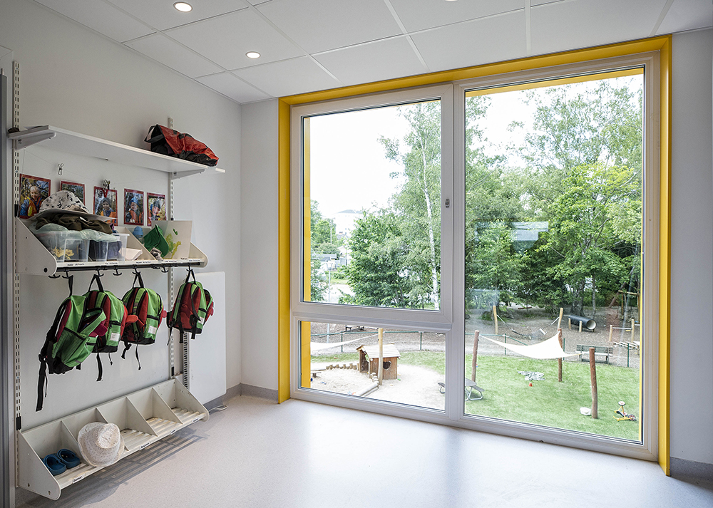Kapprummet i förskolan Solängen. Foto: Håkan Lindgren.