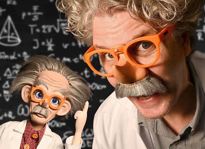 Scen ur pjäsen Einstein funderar.