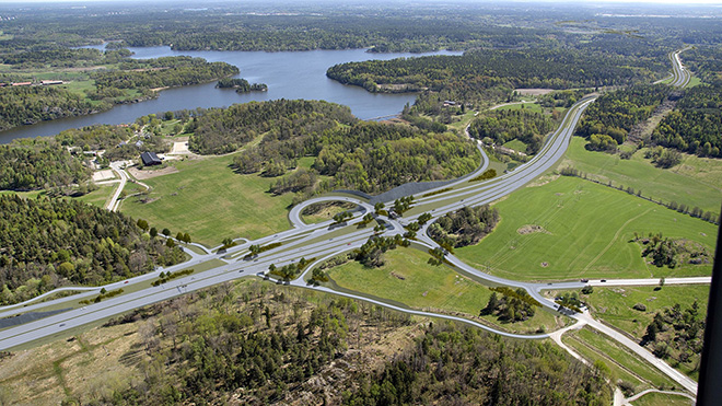 Illustration över motorvägen och en ny trafikplats i Gladö.