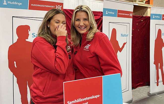 Två elevambassadörer
