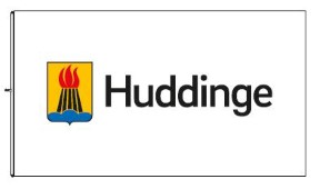Vit flagga med Huddinge kommuns logotyp i färg.